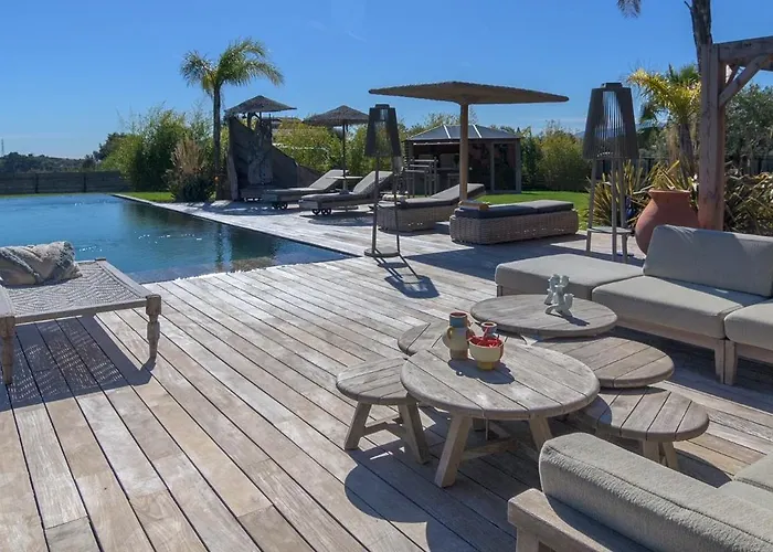 De Luxe Piscine Vue Villa *