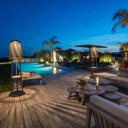 De Luxe Piscine Vue * Nice